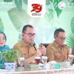 Pjs Walikota Bukittinggi Bersama Pjs TP PKK Dukung Sosialisasi Imunisasi Polio SD 03 Pakan Kurai