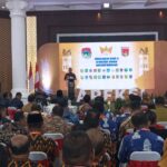 Wakil Menteri Dalam Negeri Bima Arya Buka Muskomwil I APEKSI di Bukittinggi