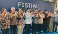 UMKM Bukittinggi Girang Dihampiri Wamen Helvi, Janji Permudah Izin hingga Modal Rp 300 Triliun